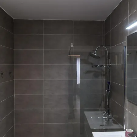 Lovely House By Mary Supercentral And Parking Daire Kaloşvar