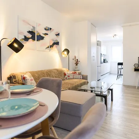 Daire Lovely House By Mary Supercentral And Parking *
