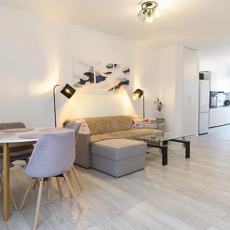 Daire Lovely House By Mary Supercentral And Parking *