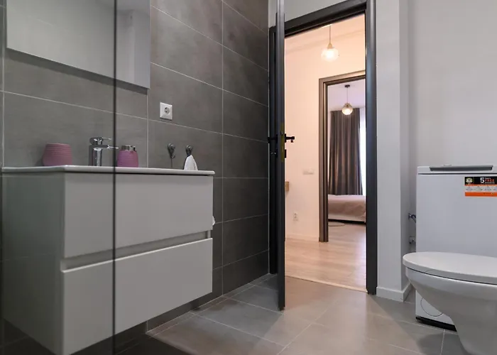 Lovely House By Mary Supercentral And Parking Daire Kaloşvar