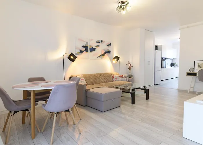 Apartament Lovely House By Mary Supercentral And Parking *